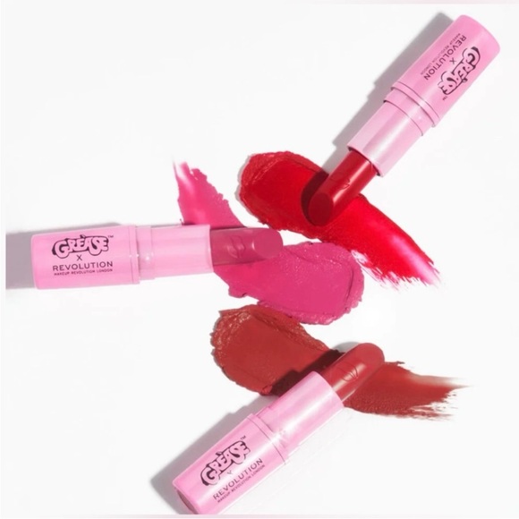 GREASE X REVOLUTION Nude
Lipstick - SANDY - Picture 4 of 7